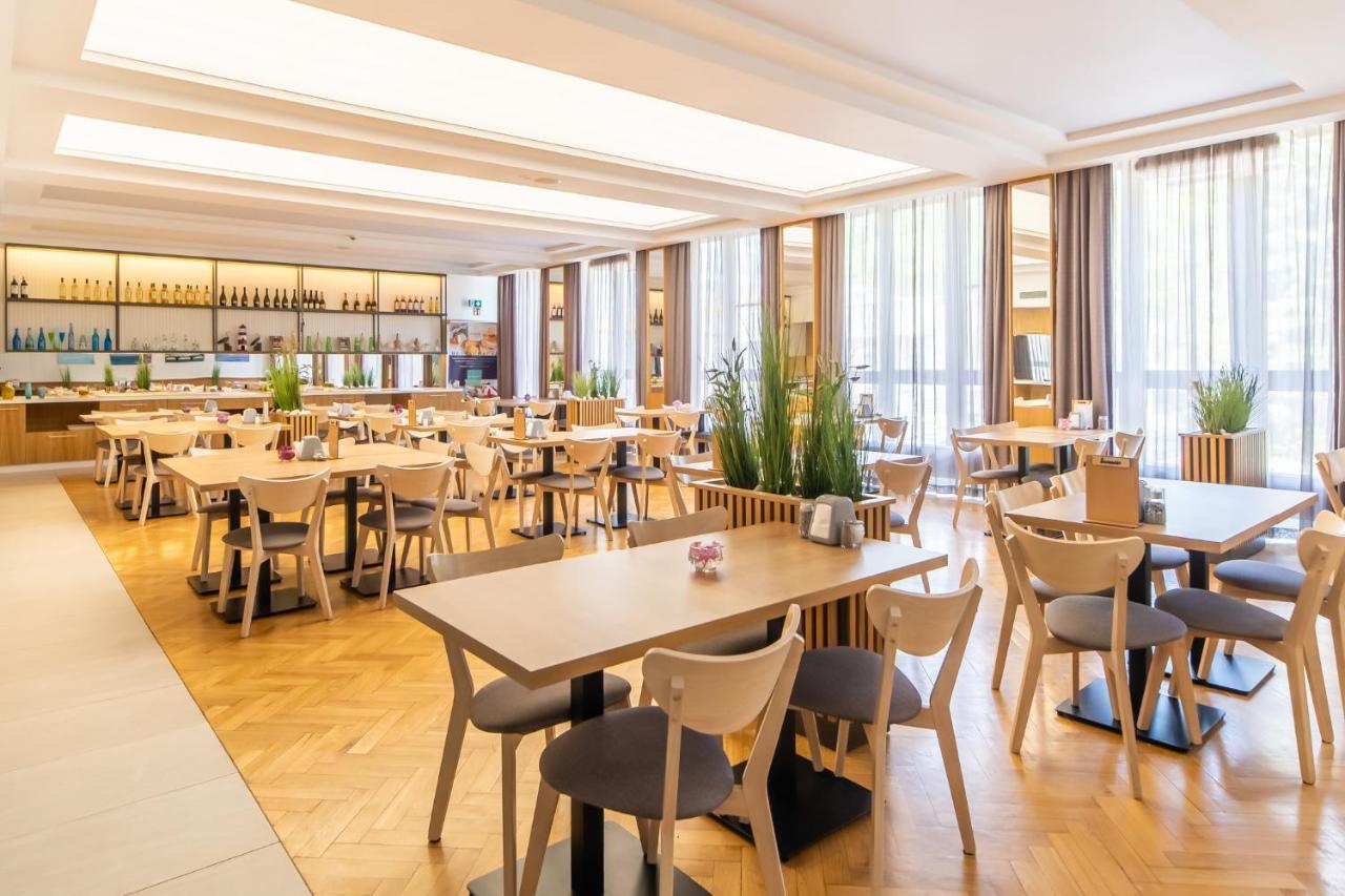 Seapark Hotel Wellness & Spa Колобжег Екстериор снимка