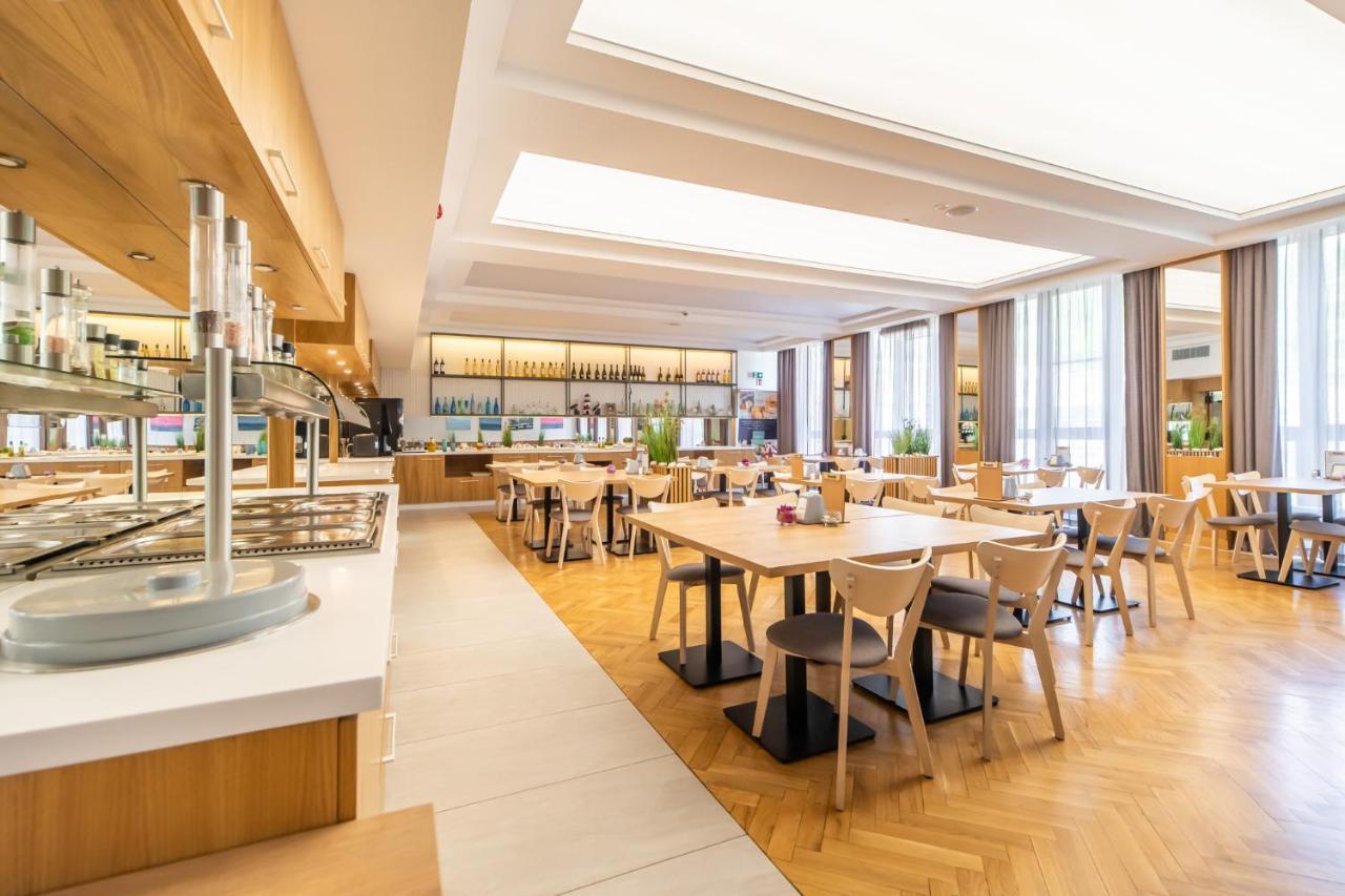 Seapark Hotel Wellness & Spa Колобжег Екстериор снимка